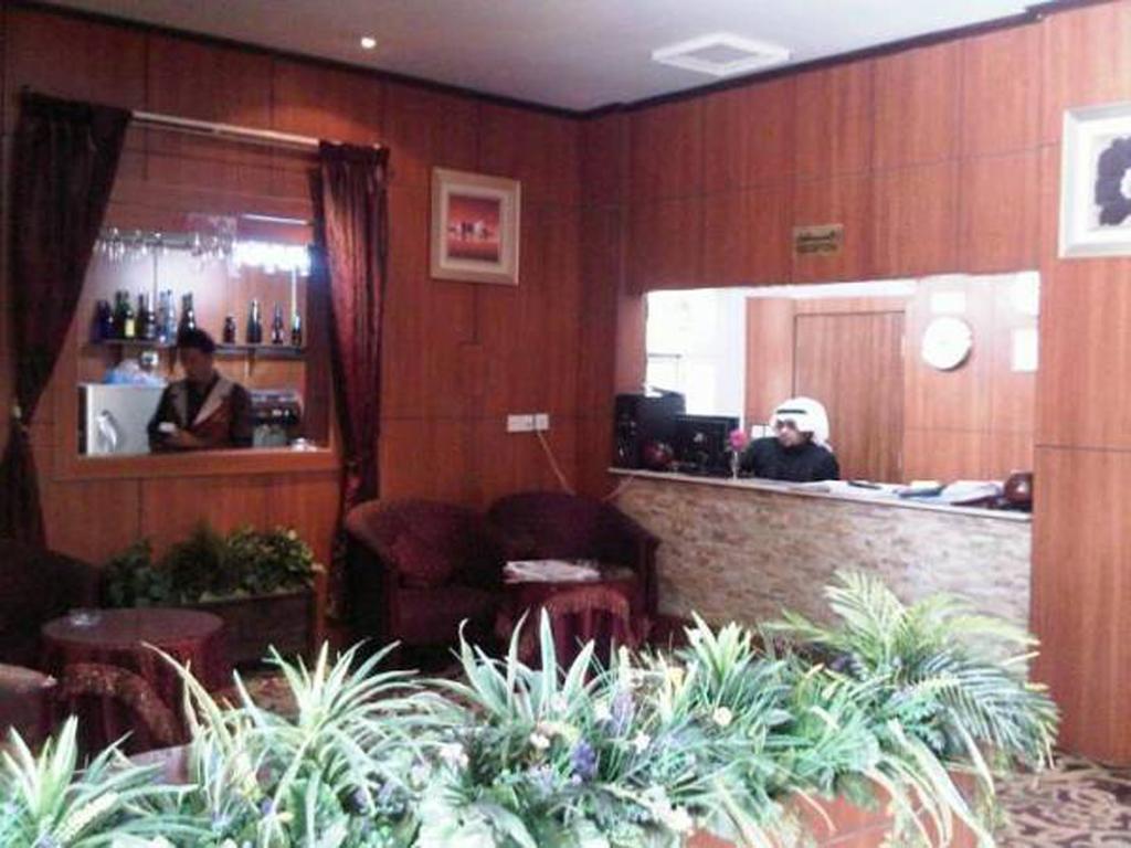 Al Farhan Hotel Suites Al Aqiq Riadh Exterior foto